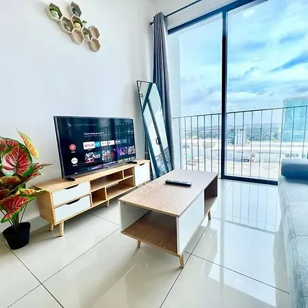C 1-5 Pax Cozy Home Studio 3Bed Wifi&Tv Trefoil Setia Alam Sccc Exterior photo